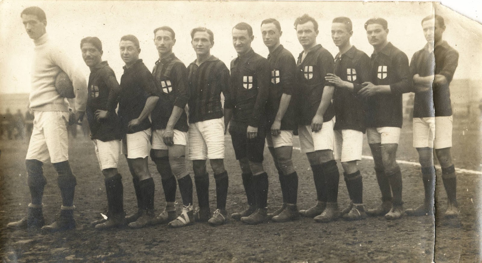 Calcio di inizio 900 Il milan, foto dei giocatori che poi saranno vincitori dello scudetto