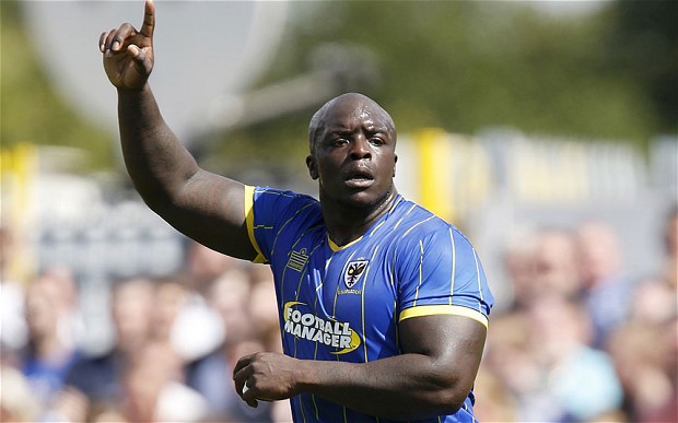 akinfenwa-pugno