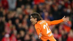 Petratos gol spettacolo