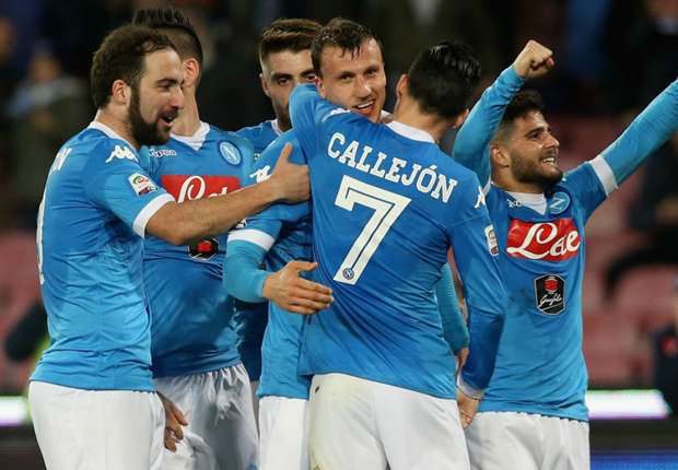 Napoli, il tiki-taka produce il 3-1 al Chievo