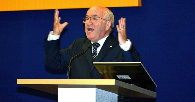 rivoluzione tavecchio