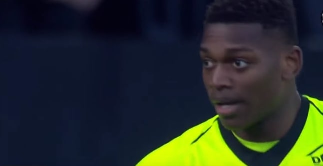 Rafael Leao si presenta Sceglievo il Milan alla Playstation. Aiuterò Piatek