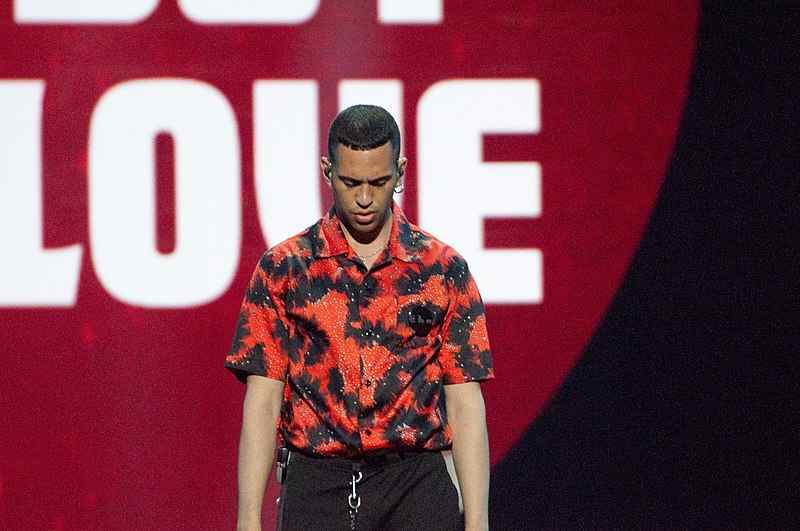 Chi è Mahmood carriera, biografia e chi è l'artista su Rai 1