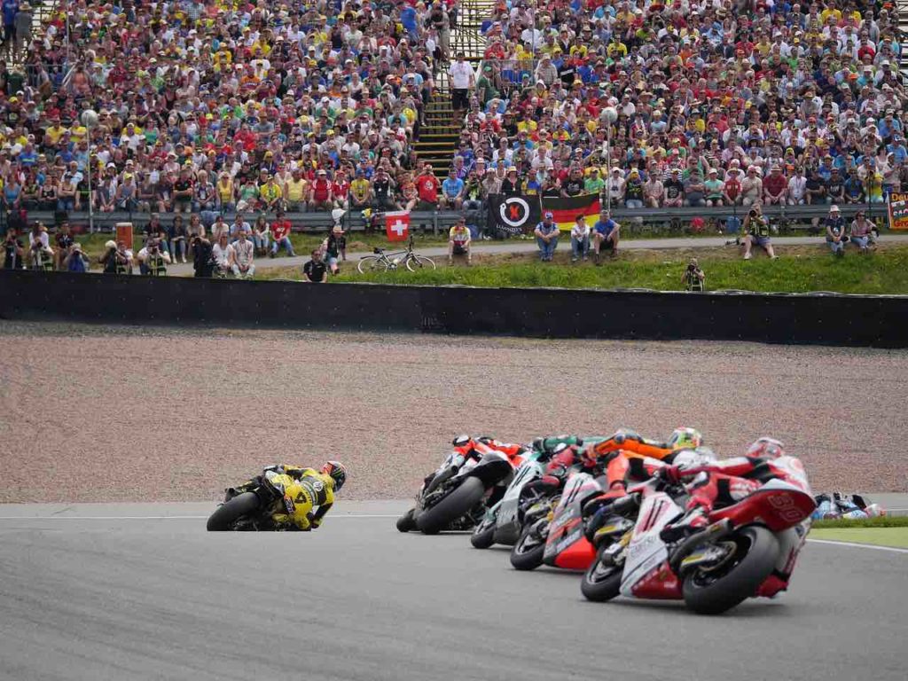 Moto su pista