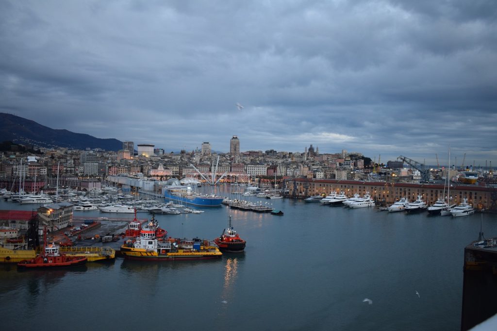 Tromba marina Genova foto video
