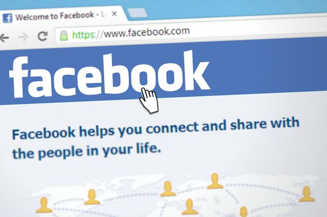 Facebook localizzazione utenti attiva anche senza il consenso utente