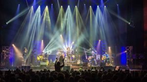 Simple Minds in Tour, le date italiane. La carriera della band