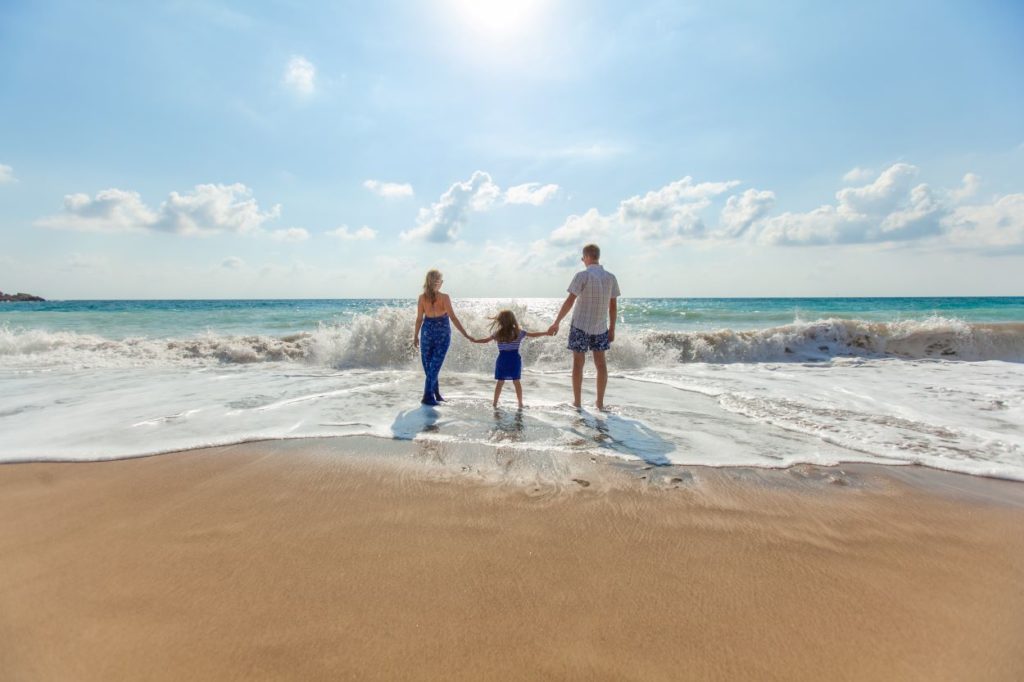 Viaggi inverno 20192020 destinazioni calde, ecco quali scelgono gli italiani
